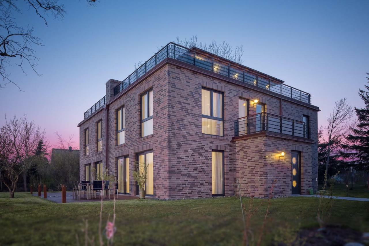 Villa Lotsenhaeuser Ruegen - Luxus Ferienhaus - 3 Schlafzimmer - Sauna - Dachterrasse Mit Boddenblick Breege Exterior foto